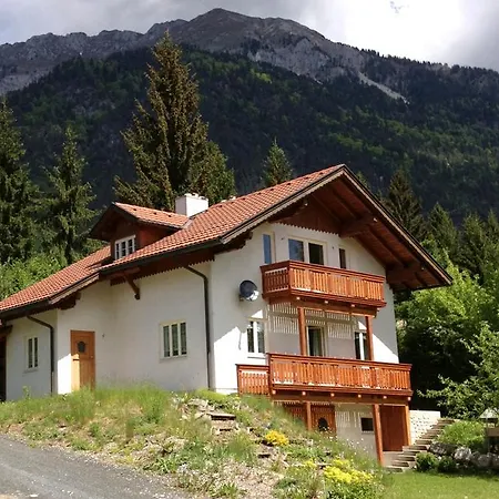 Haus Berg Und See Holiday home Presseggersee